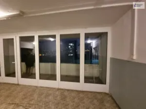 Pronájem bytu 3+kk, Praha - Karlín, Nekvasilova, 56 m2