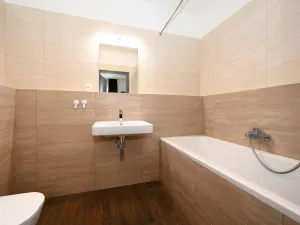 Pronájem bytu 2+kk, Praha - Karlín, U Mlýnského kanálu, 67 m2