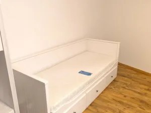 Pronájem bytu 1+kk, Plzeň - Skvrňany, Domažlická, 25 m2