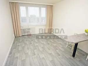 Pronájem bytu 1+kk, Neratovice, 28 m2