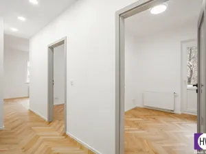 Prodej bytu 3+1, Praha - Nusle, U Svépomoci, 65 m2