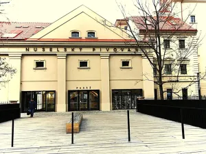 Pronájem bytu 2+kk, Praha - Nusle, Vrtbova, 43 m2