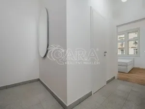 Pronájem bytu 2+kk, Praha - Nusle, Jaromírova, 58 m2