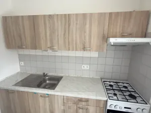 Pronájem bytu 1+1, Kladno, 32 m2