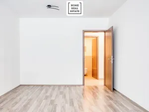 Prodej bytu 3+kk, Praha - Strašnice, Zvěřinova, 97 m2