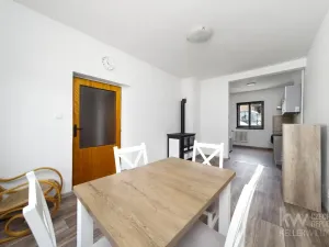 Prodej rodinného domu, Čerňovice, 140 m2