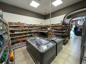 Prodej obchodního prostoru, Karlovy Vary, nábřeží Jana Palacha, 89 m2