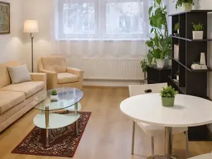 Pronájem bytu 2+kk, Praha - Smíchov, Ostrovského, 49 m2