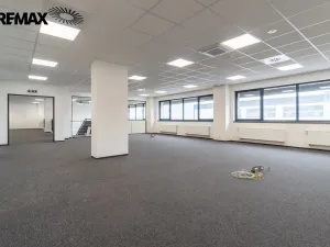 Pronájem kanceláře, Tuchoměřice, 289 m2