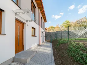 Prodej bytu 4+kk, Mořina, 106 m2