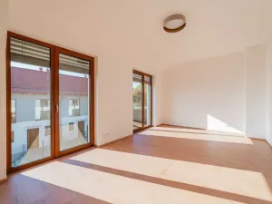 Prodej bytu 4+kk, Mořina, 106 m2