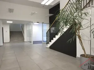 Pronájem kanceláře, Praha - Veleslavín, Na okraji, 215 m2