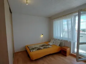 Pronájem bytu 3+1, Praha - Libuš, Zbudovská, 72 m2