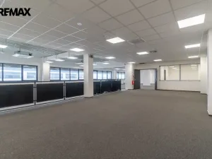 Pronájem obchodního prostoru, Tuchoměřice, 289 m2