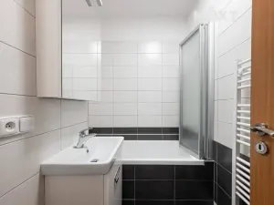 Pronájem bytu 3+kk, Pardubice, Na Labišti, 61 m2