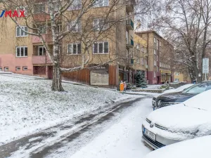 Pronájem bytu 1+kk, Praha - Braník, Jeremenkova, 28 m2