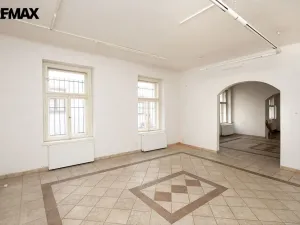 Pronájem obchodního prostoru, Písek, Chelčického, 183 m2