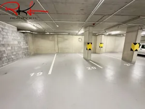 Pronájem bytu 2+kk, Praha, Hodonínská, 55 m2