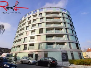 Pronájem bytu 2+kk, Praha, Hodonínská, 55 m2