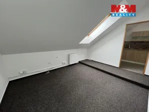 Pronájem obchodního prostoru, Čáslav - Čáslav-Nové Město, Jeníkovská, 165 m2