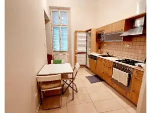 Pronájem bytu 2+1, Praha - Staré Město, Benediktská, 63 m2