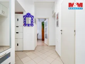 Prodej bytu 3+1, Praha - Vršovice, náměstí Svatopluka Čecha, 74 m2