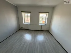 Prodej bytu 4+1, Chomutov, Školní, 112 m2