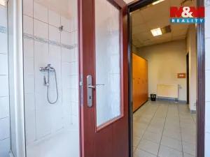 Prodej výrobních prostor, Slavičín, 714 m2