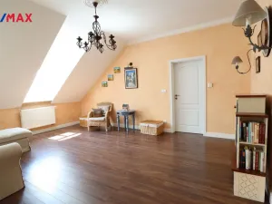 Prodej bytu 2+kk, Karlovy Vary, T. G. Masaryka, 76 m2