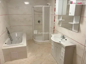 Pronájem bytu 6+kk a větší, Hustopeče, Kosmákova, 160 m2