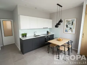 Prodej bytu 5+1, Pardubice - Zelené Předměstí, Arnošta z Pardubic, 89 m2