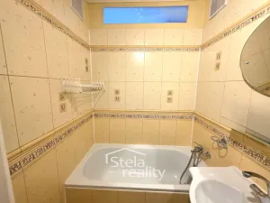 Prodej bytu 3+1, Bruntál, Jiráskova, 63 m2