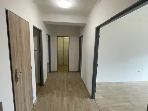 Pronájem bytu 3+1, Brandýs nad Labem-Stará Boleslav, Neratovická, 84 m2