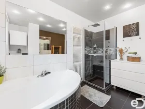 Prodej bytu 3+kk, Hradec Králové, Na Občinách, 110 m2