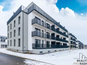 Prodej bytu 1+kk, Kladno, Ke křížku, 30 m2