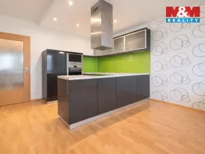 Pronájem bytu 3+kk, Praha, Pod Haltýřem, 77 m2