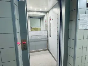 Pronájem bytu 1+kk, Pardubice, Grusova, 39 m2