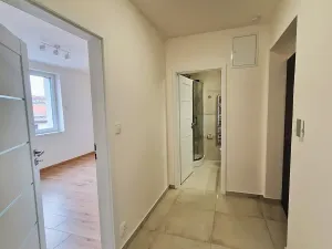 Pronájem bytu 2+kk, Praha - Kyje, Jamská, 42 m2