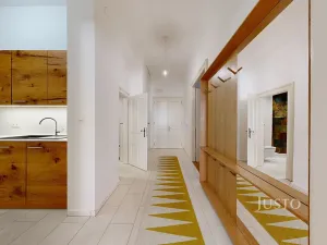 Prodej bytu 3+1, České Budějovice, Karla IV., 109 m2