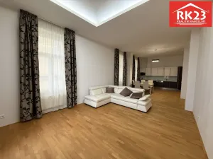 Prodej bytu 2+kk, Mariánské Lázně, Masarykova, 70 m2