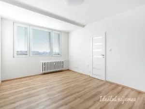 Pronájem bytu 2+kk, Praha - Krč, V Štíhlách, 36 m2