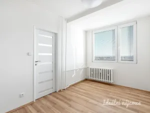 Pronájem bytu 2+kk, Praha - Krč, V Štíhlách, 36 m2