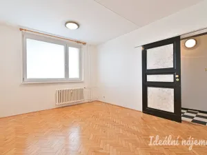 Pronájem bytu 1+1, Brno, Dubová, 32 m2