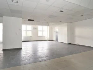 Pronájem obchodního prostoru, Kladno, Váňova, 123 m2