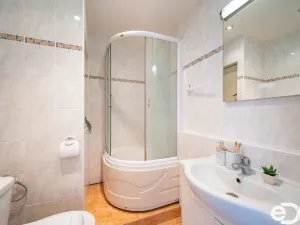 Prodej bytu 1+1, Hradec Králové, Sezemická, 32 m2