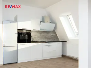 Prodej činžovního domu, Ústí nad Labem, náměstí Prokopa Velikého, 576 m2