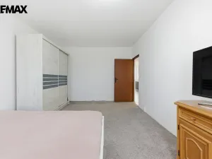 Prodej bytu 3+1, Sokolov, Švabinského, 75 m2