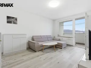 Prodej bytu 3+1, Sokolov, Švabinského, 75 m2