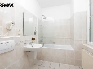 Prodej ubytování, Karlovy Vary, Na Vyhlídce, 1580 m2