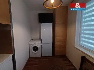 Pronájem bytu 1+1, Ostrava - Poruba, Vincence Makovského, 38 m2